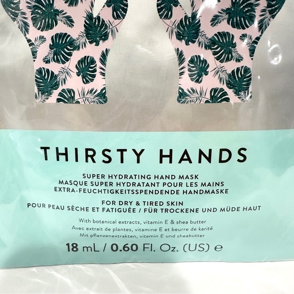 NIP INC.redible NailsInc Thirsty Hands Soft Hands Moisturizing Gloves - set of 2 - Picture 3 of 5